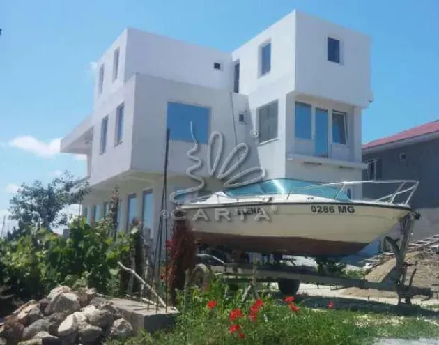 Vila MEDITERANEO