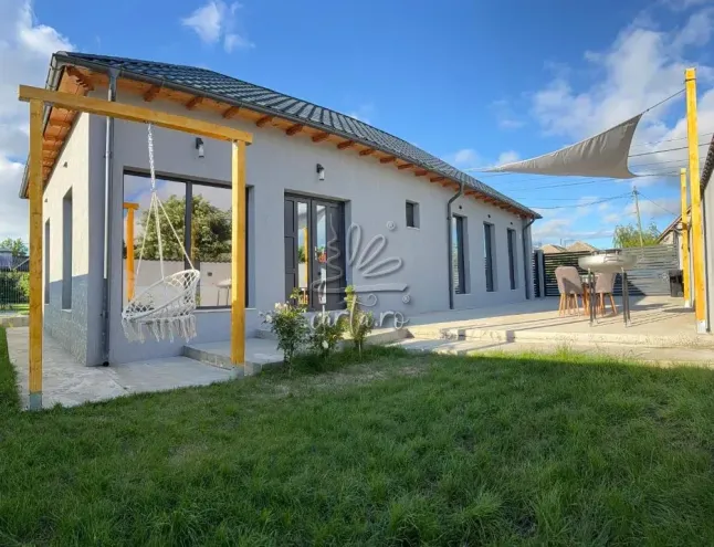 Casa de Vacanță ALEX`S BEACH HOUSE